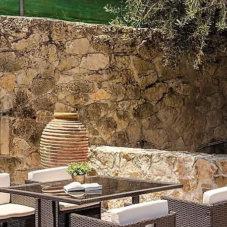 Hotel Theros Retreat 4*