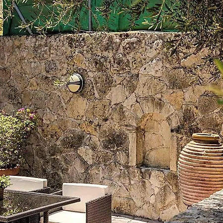 Ξενοδοχείο Theros Retreat 4*