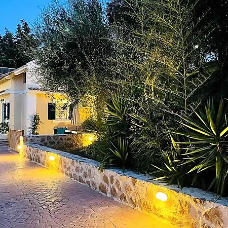 Ξενοδοχείο Theros Retreat 4*