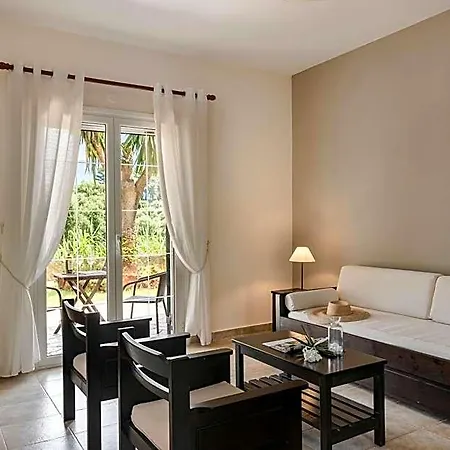 Theros Retreat Hotel de apartamente