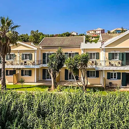 Hotel Theros Retreat